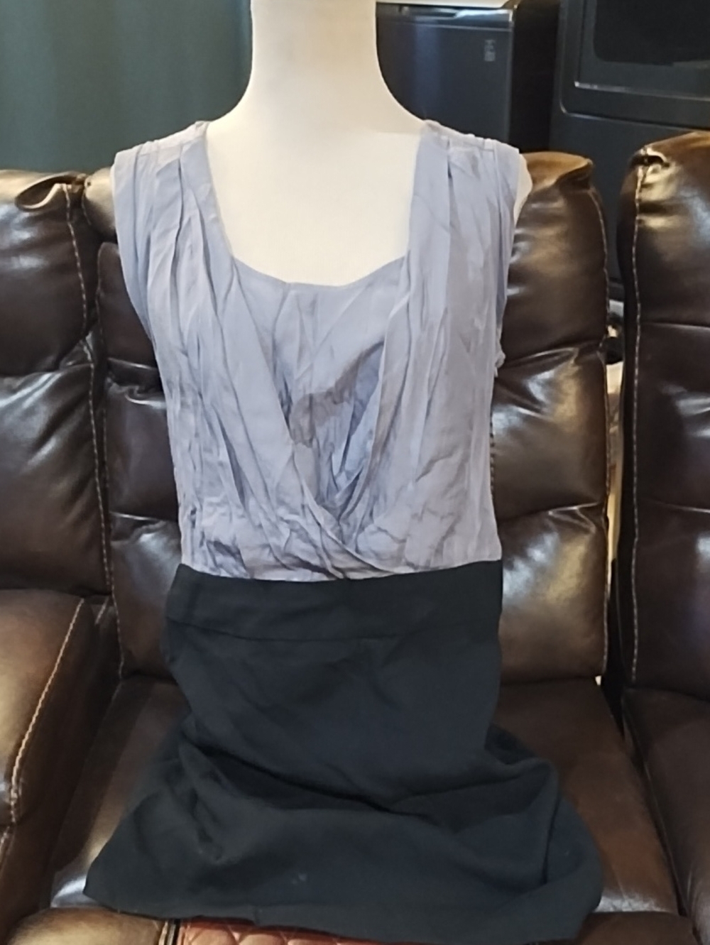Loft Two-Tone Sleeveless Dress - Gray Top, Black Botton